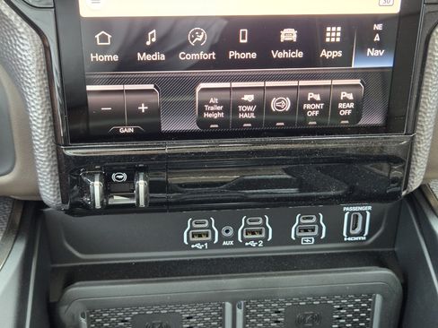 New 2026 RAM 3500 Longhorn AWD/4WD image 17