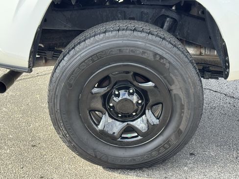 Used 2023 Toyota Tacoma SR image 36