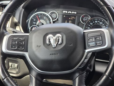 Used 2020 RAM 2500 Big Horn w/ Level 1 Equipment Group AWD/4WD image 17
