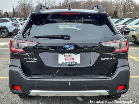 Used 2025 Subaru Outback Limited image 5