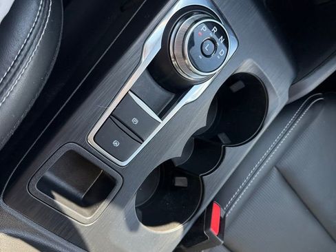 Certified 2023 Ford Escape Platinum image 28