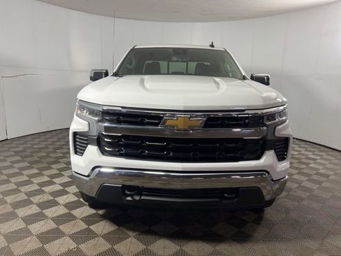 New 2026 Chevrolet Silverado 1500 LT w/ Convenience Package II AWD/4WD image 2