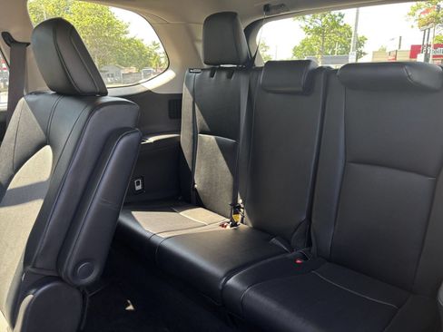Used 2025 Toyota Grand Highlander FWD image 28
