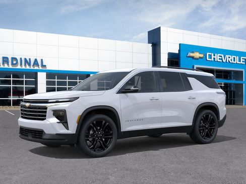 New 2026 Chevrolet Traverse LT w/ Driver Confidence Package image 2