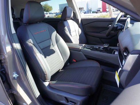 Certified 2025 Nissan Rogue SV w/ Rock Creek Premium Package image 12