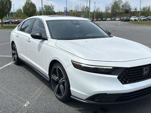 Used 2024 Honda Accord Sport image 1