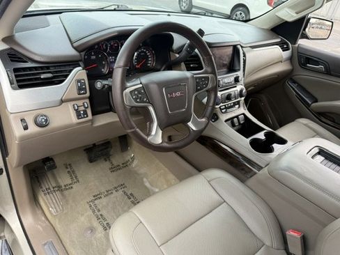 Used 2016 GMC Yukon SLT w/ Open Road Package image 11