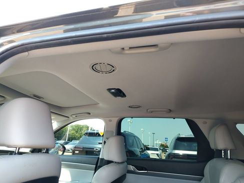 Used 2020 Hyundai Palisade SEL FWD image 16