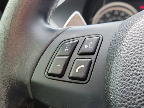 Used 2011 BMW M3 Convertible image 18