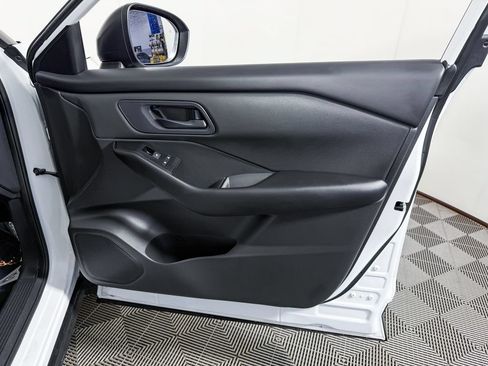 Certified 2025 Nissan Rogue S AWD/4WD image 44