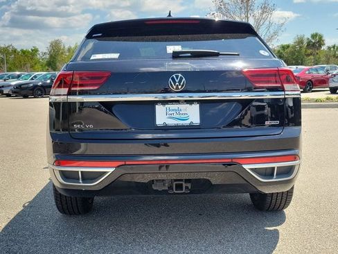 Used 2020 Volkswagen Atlas Cross Sport SEL R-Line w/ Cross Sport MDO Package AWD/4WD image 5