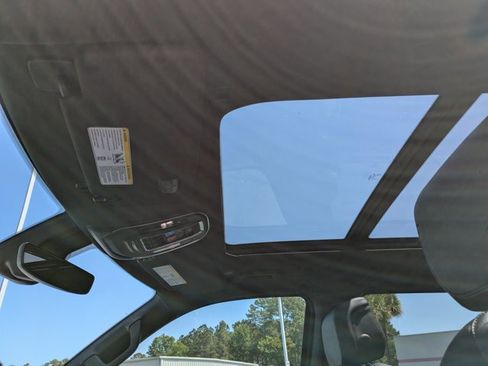 Used 2024 Jeep Wagoneer Series II AWD/4WD image 12