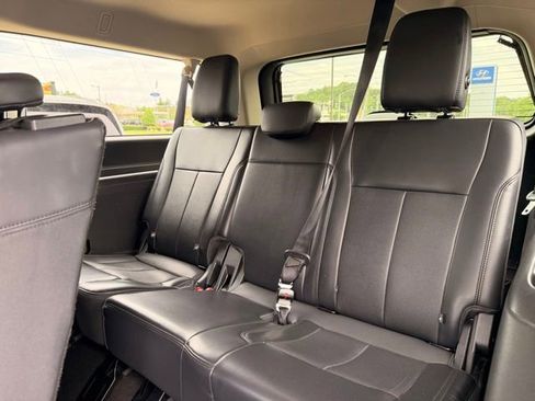 Used 2024 Ford Expedition Max XLT RWD image 58