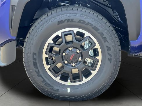 New 2025 Toyota Tacoma TRD Off-Road image 22