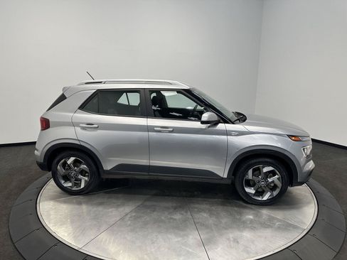 Certified 2023 Hyundai Venue SEL w/ Cargo Package FWD image 8