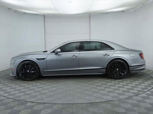 New 2025 Bentley Flying Spur Plug-In Hybrid image 8