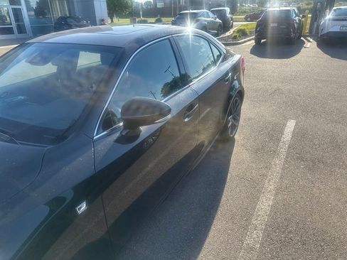 Used 2019 Lexus IS 300 F Sport w/ F Sport Package AWD/4WD image 8