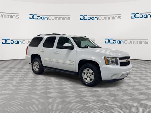 Used 2014 Chevrolet Tahoe LT image 2