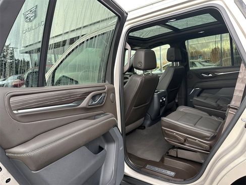 Used 2022 GMC Yukon Denali w/ Max Trailering Package image 16