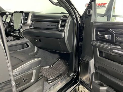 Used 2023 RAM 2500 Limited AWD/4WD image 32