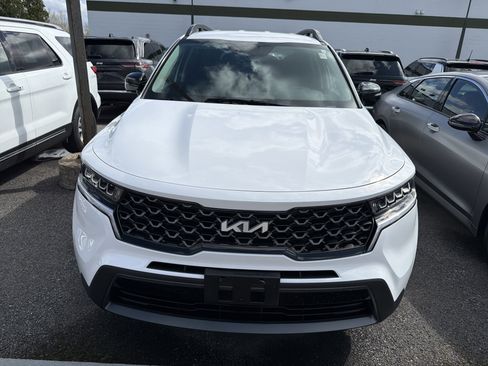 Used 2023 Kia Sorento S AWD/4WD image 3