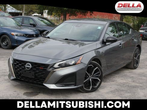 Used 2024 Nissan Altima 2.5 SR AWD/4WD image 1