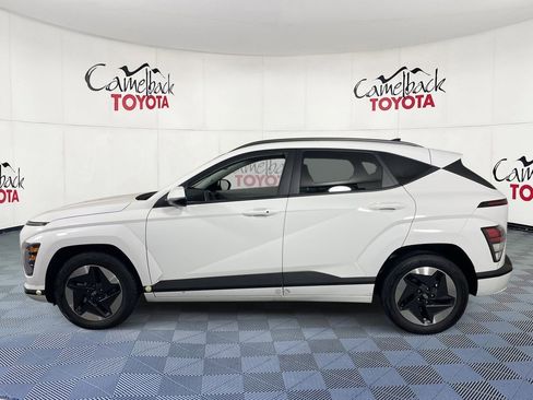 Used 2024 Hyundai Kona SEL image 4