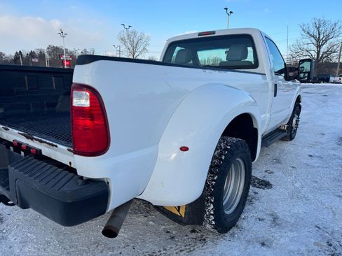 Used 2011 Ford F350 XL w/ Camper Pkg image 11