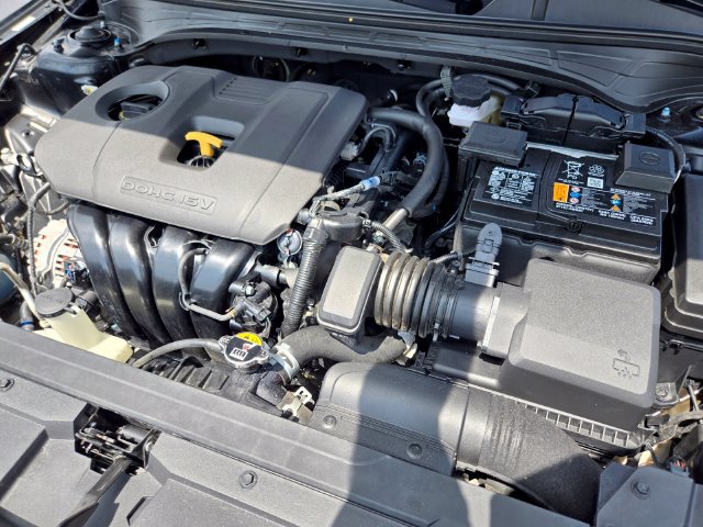 Used 2024 Kia Forte LXS w/ LXS Technology Package FWD image 22
