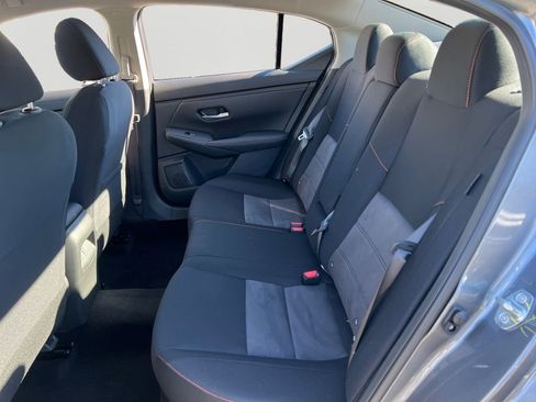 Used 2025 Nissan Sentra SR image 10