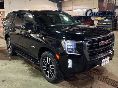 Used 2024 GMC Yukon AT4 w/ Technology Package image 1