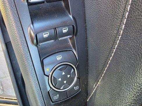 Used 2019 Ford Fusion Titanium AWD/4WD image 11