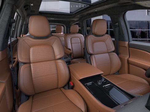 New 2026 Lincoln Aviator Black Label w/ Dynamic Handling Package AWD/4WD image 10