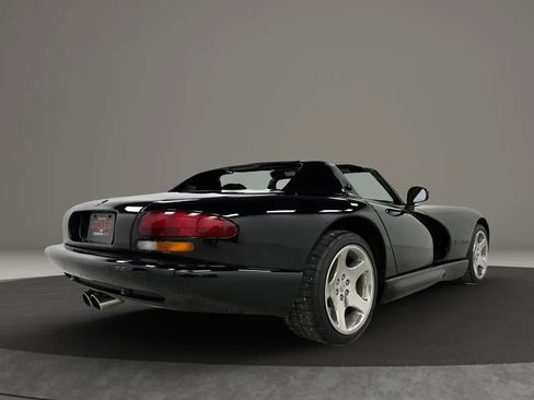 Used 2000 Dodge Viper RT/10 RWD image 5
