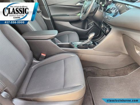 Used 2022 Buick Encore GX Select image 14