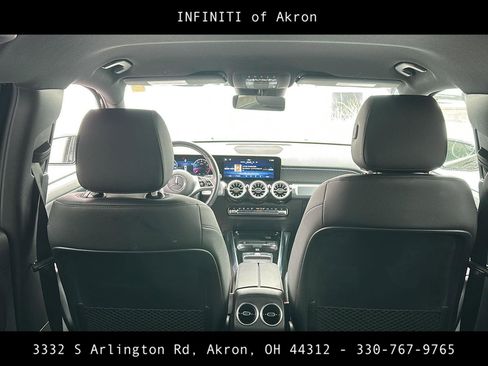 Used 2024 Mercedes-Benz GLB 250 4MATIC image 34