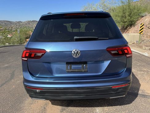 Used 2018 Volkswagen Tiguan S image 6