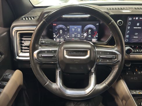 Used 2024 GMC Canyon Denali AWD/4WD image 24