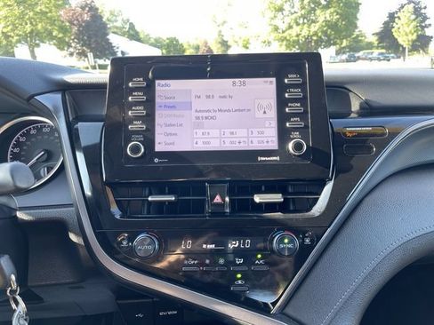 Used 2023 Toyota Camry LE FWD image 17