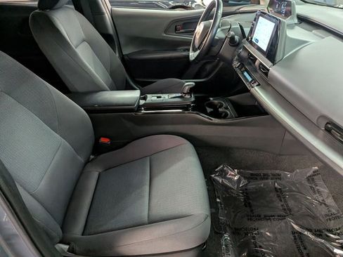 Used 2023 Toyota Prius LE FWD image 23