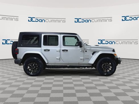 Used 2023 Jeep Wrangler Unlimited Sahara AWD/4WD image 2