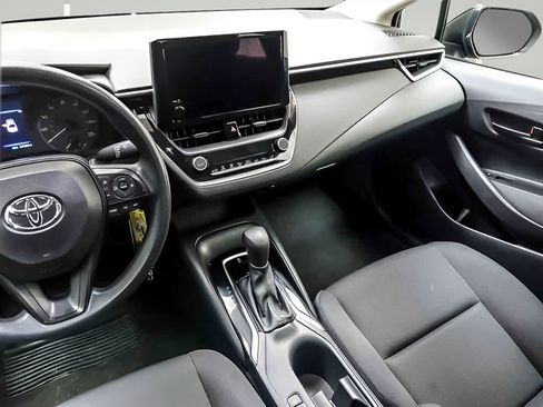 Used 2024 Toyota Corolla LE FWD image 13