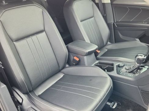 Certified 2023 Volkswagen Tiguan SE AWD/4WD image 12