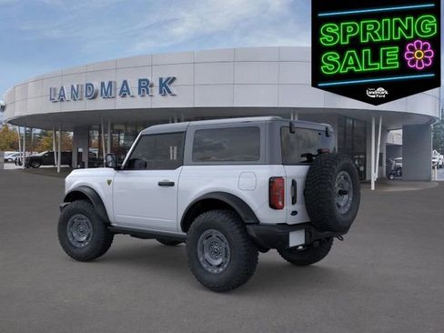 New 2025 Ford Bronco Badlands image 5