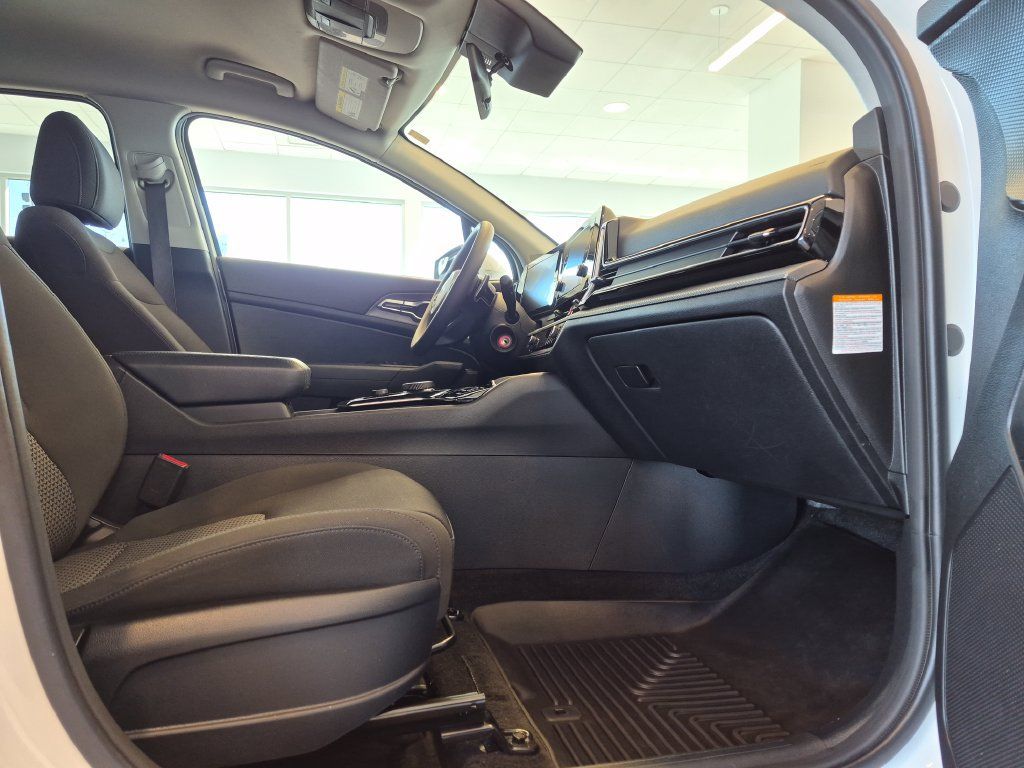 Used 2023 Kia Sportage LX AWD/4WD image 24