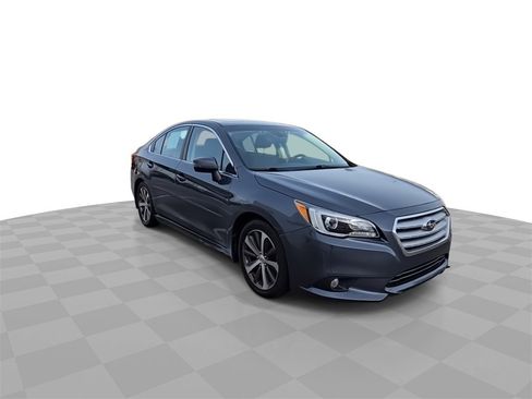 Used 2017 Subaru Legacy 2.5i Limited image 2