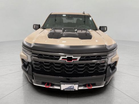 Used 2022 Chevrolet Silverado 1500 ZR2 AWD/4WD image 13