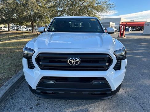 Used 2024 Toyota Tacoma SR5 image 8