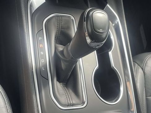 Used 2020 Chevrolet Traverse Premier AWD/4WD image 22