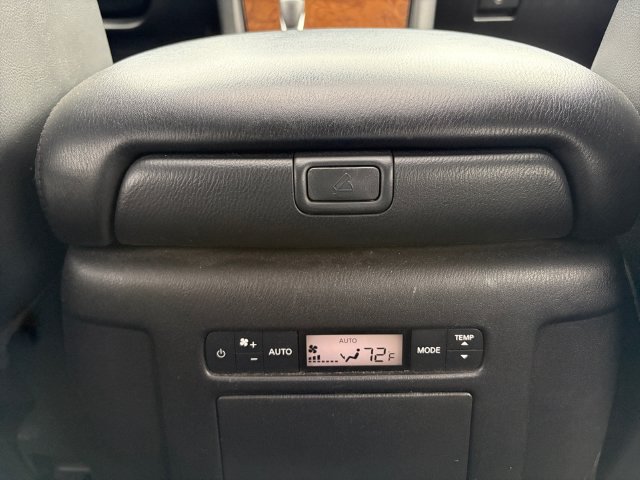 Used 2023 Nissan Armada SL w/ Captain's Chairs Package AWD/4WD image 19